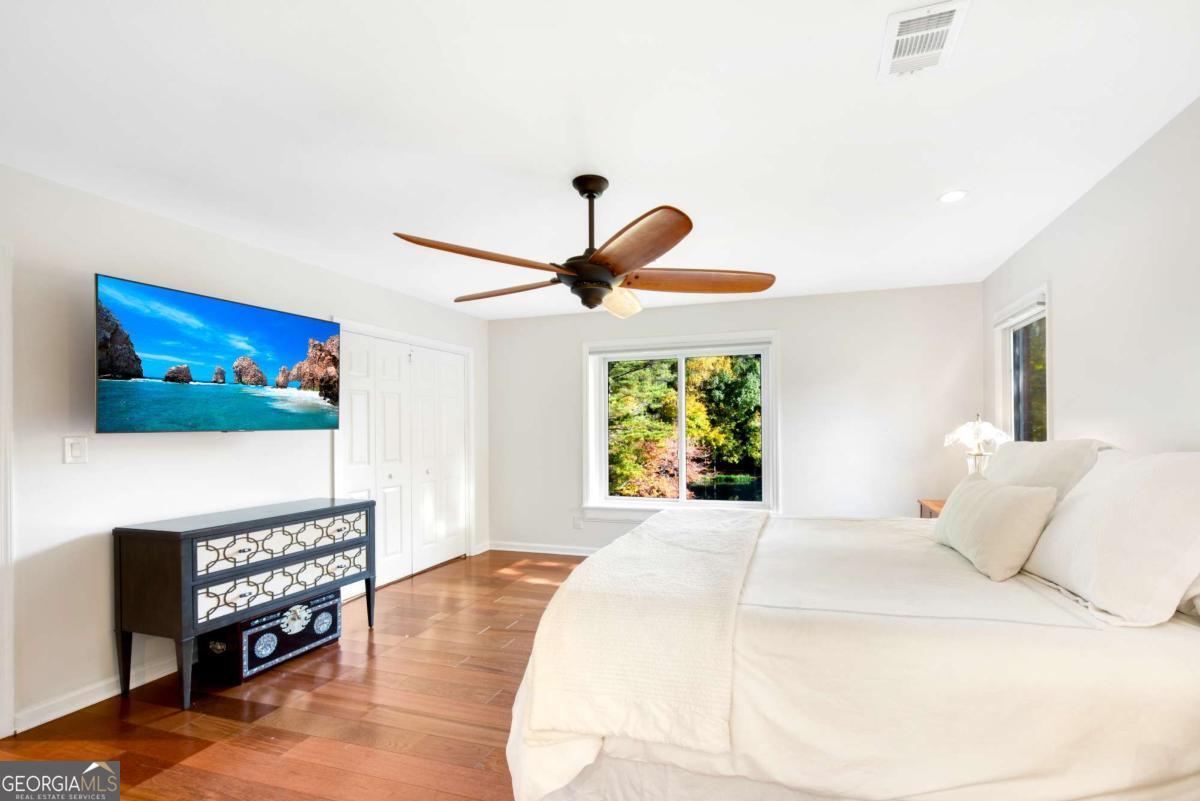 Hampton Lake - Residential