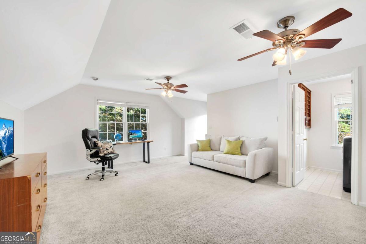 Hampton Lake - Residential