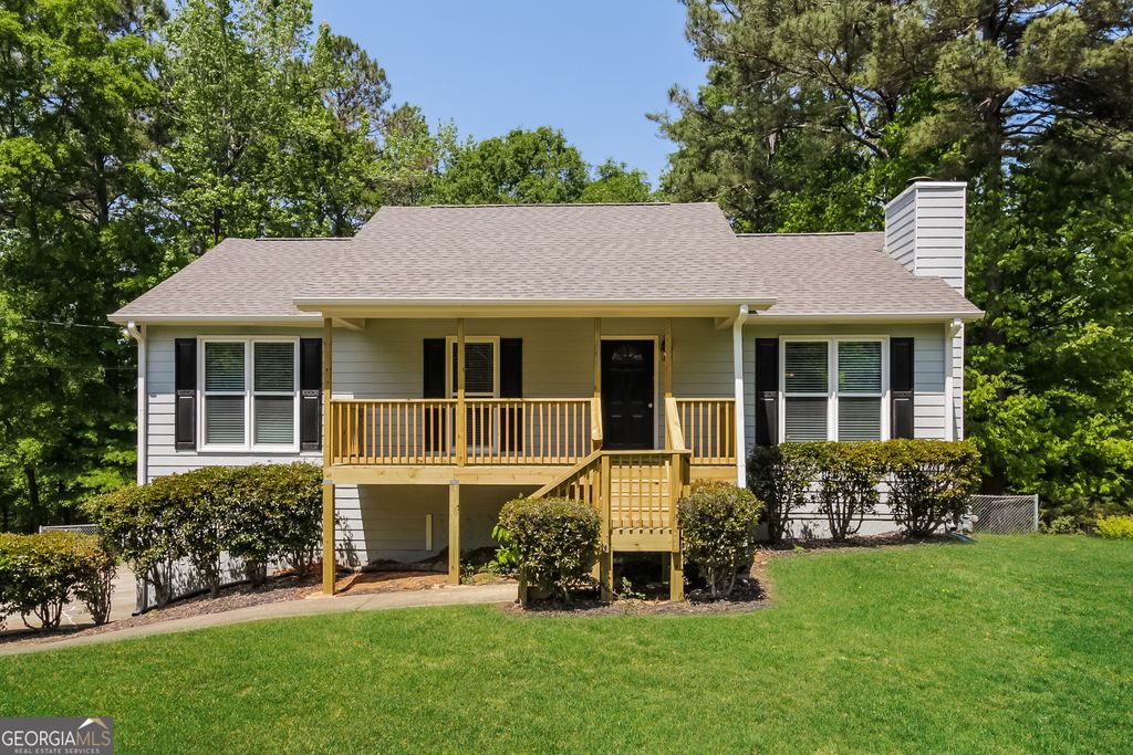 Photo of 333 Oak Landing Circle, Douglasville, GA 30134 (MLS # 10650209)