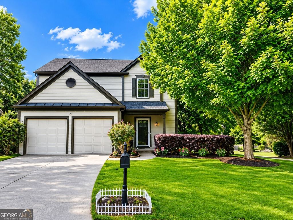 Photo of 660 Alstonefield Drive, Alpharetta, GA 30004 (MLS # 10772875)