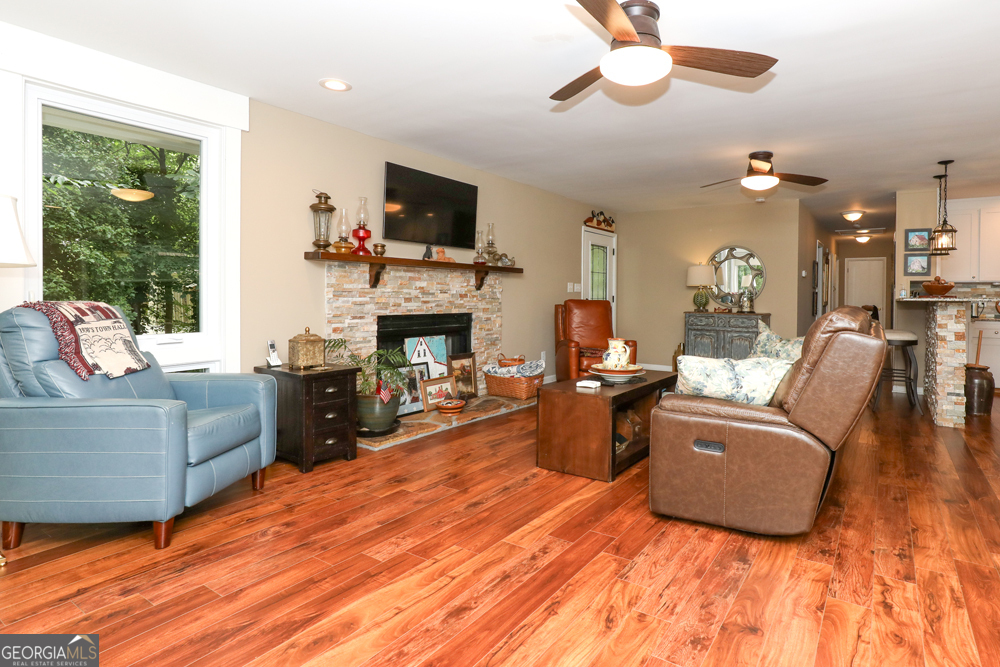 359 Rue Chalet