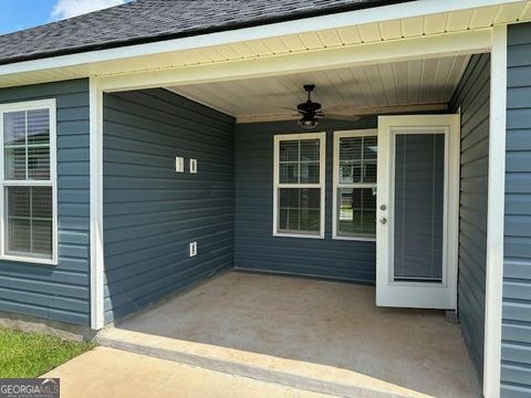 A home in Valdosta