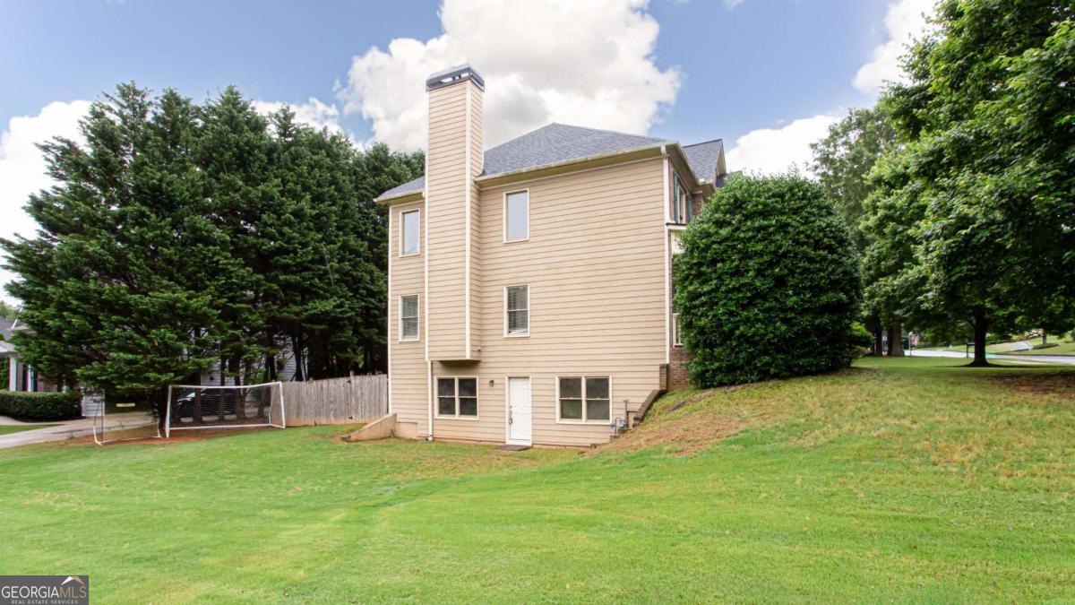 4045 Hillcrest View CT