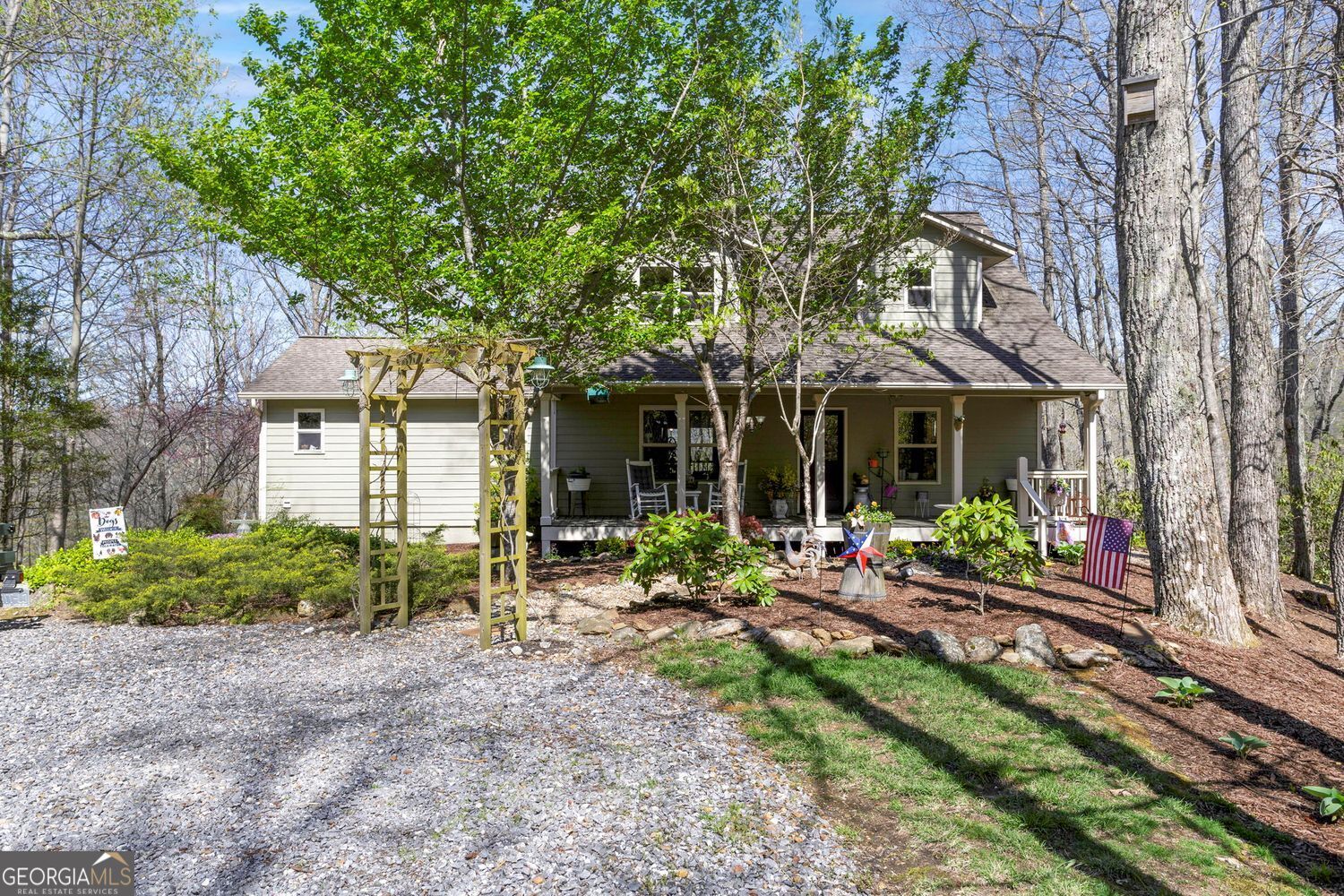 601 Peachtree Mountain Estates RD