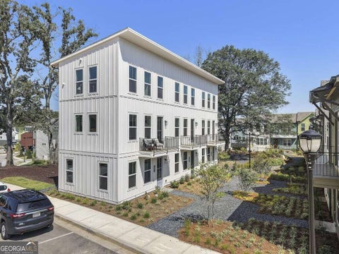Photo of 498 Burroughs St ST SE #323, Atlanta, GA 30315 (MLS # 10852620)