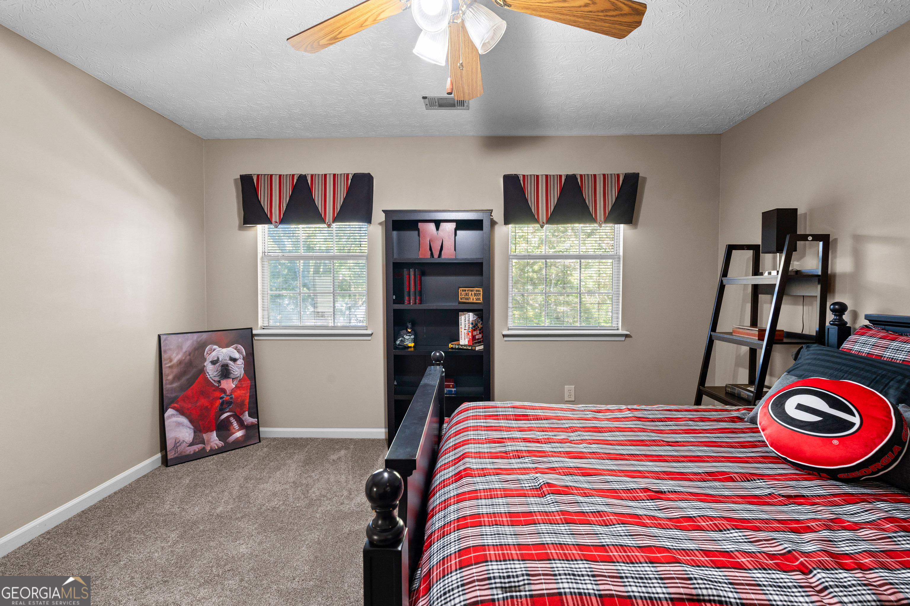 Country Lakes - Residential