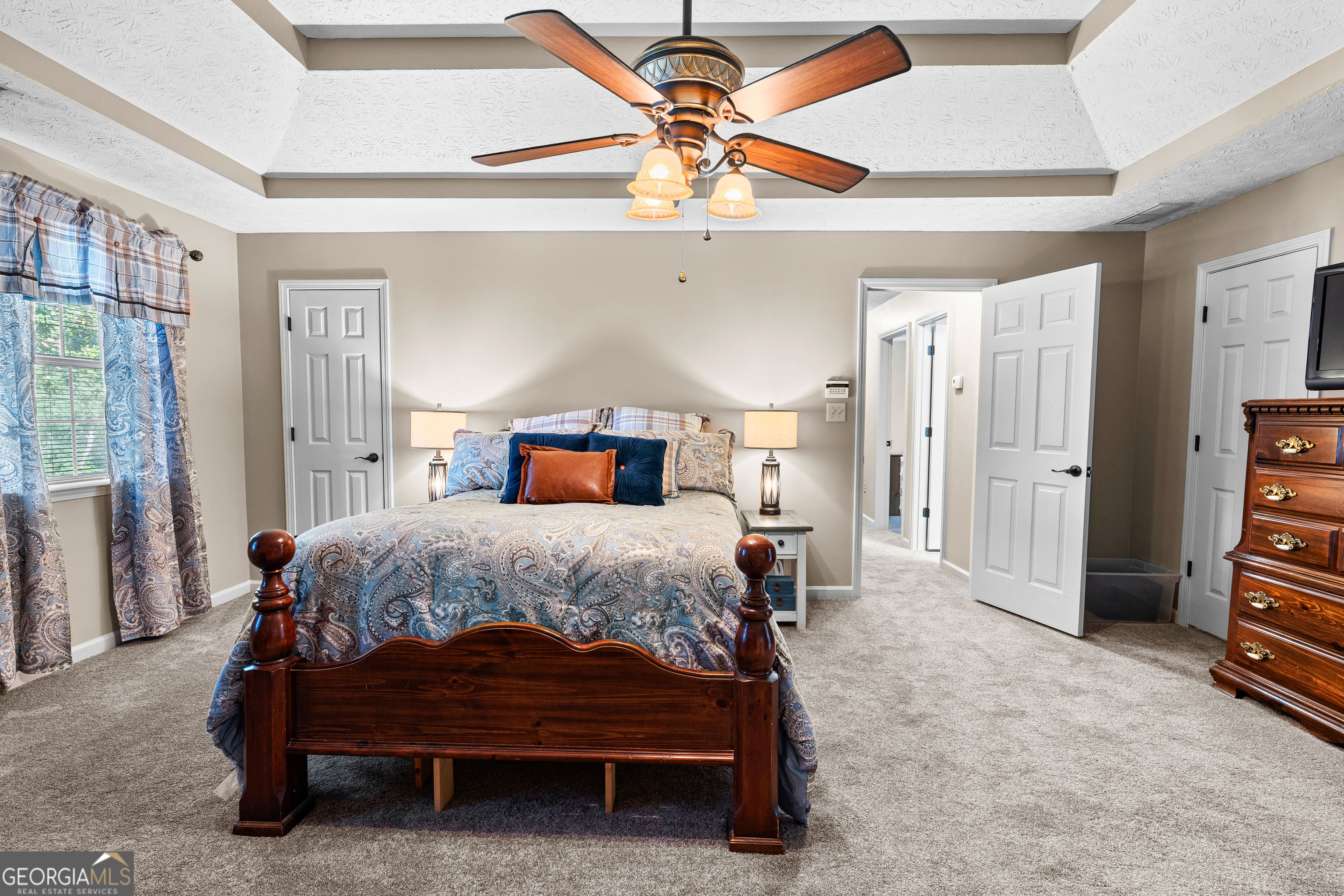 Country Lakes - Residential