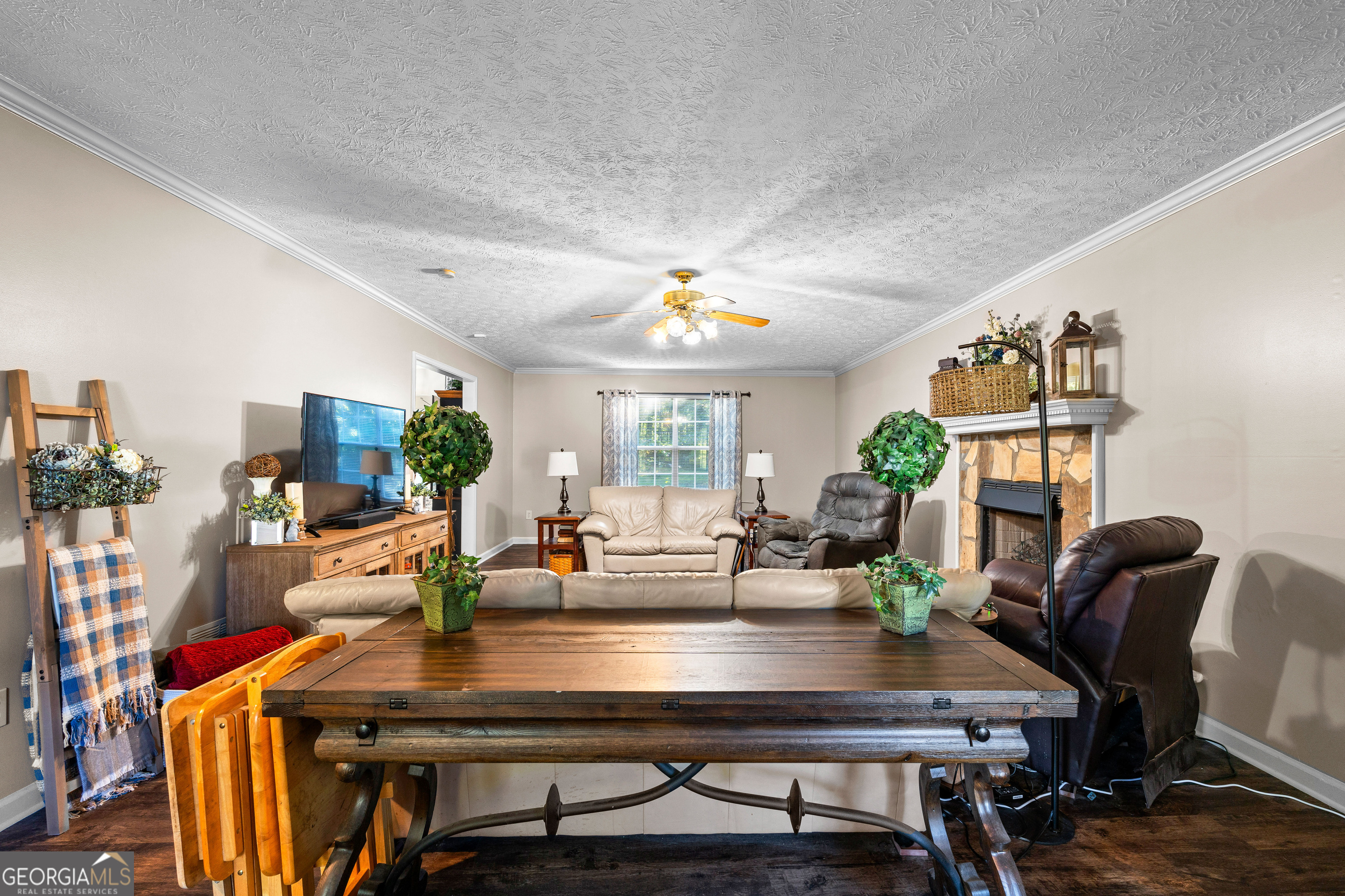 Country Lakes - Residential