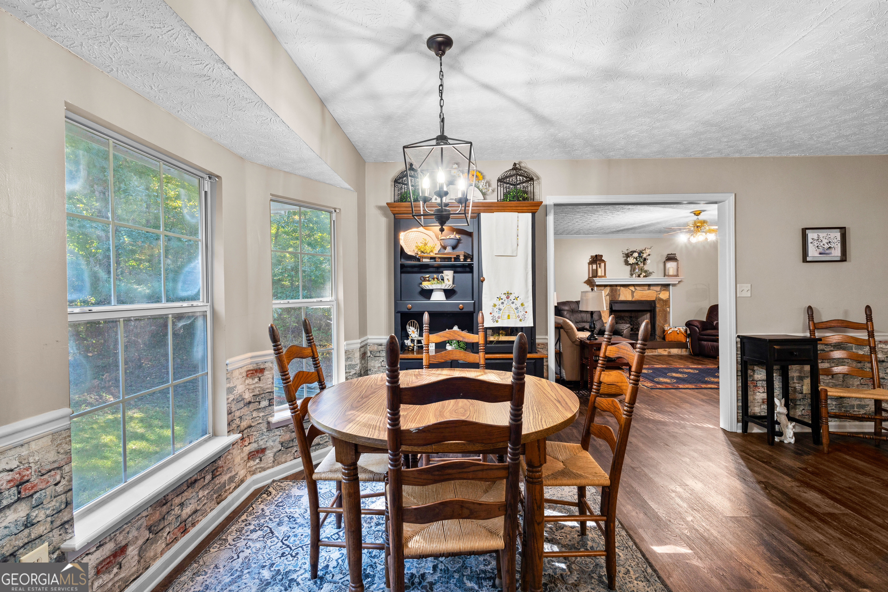 Country Lakes - Residential