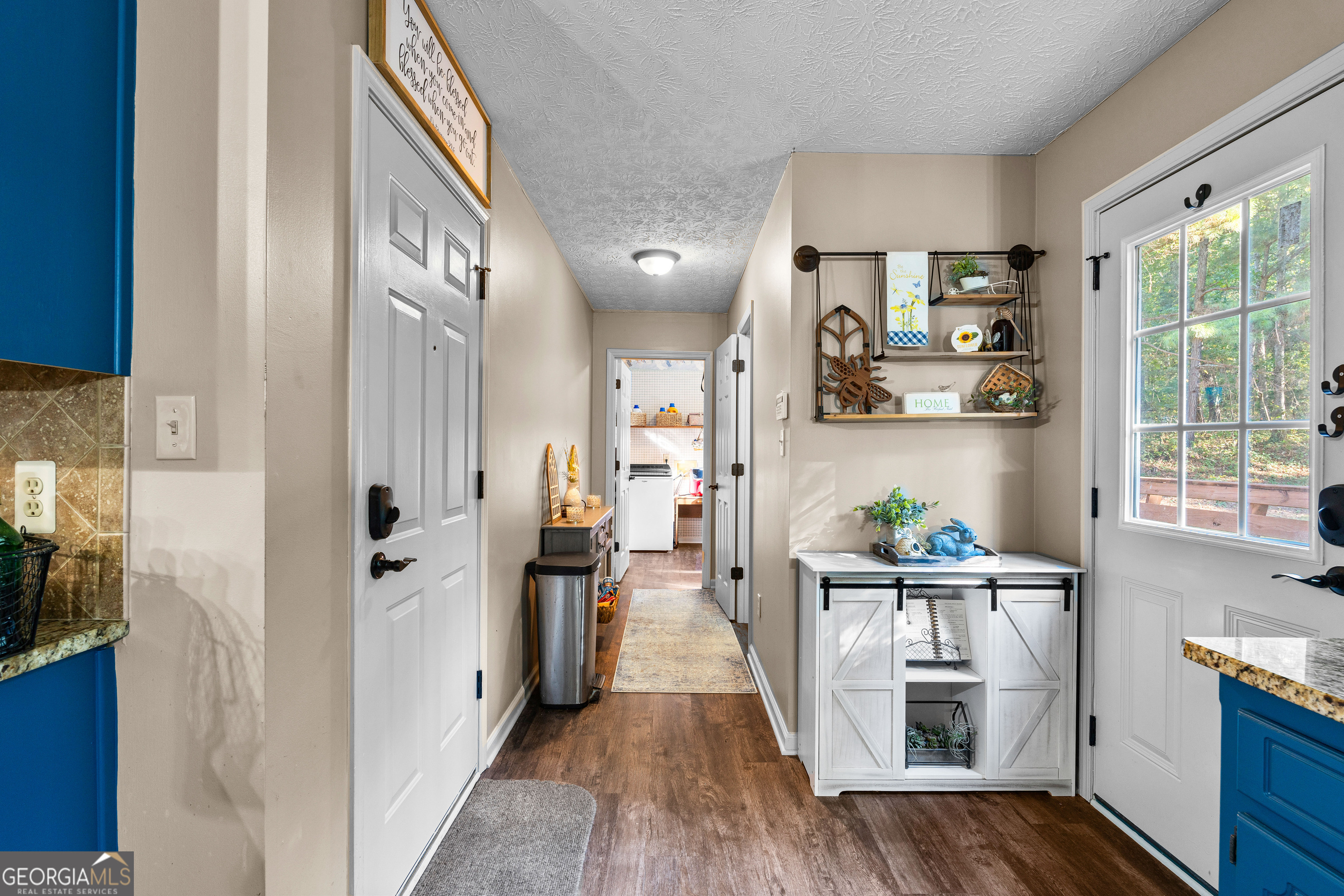 Country Lakes - Residential