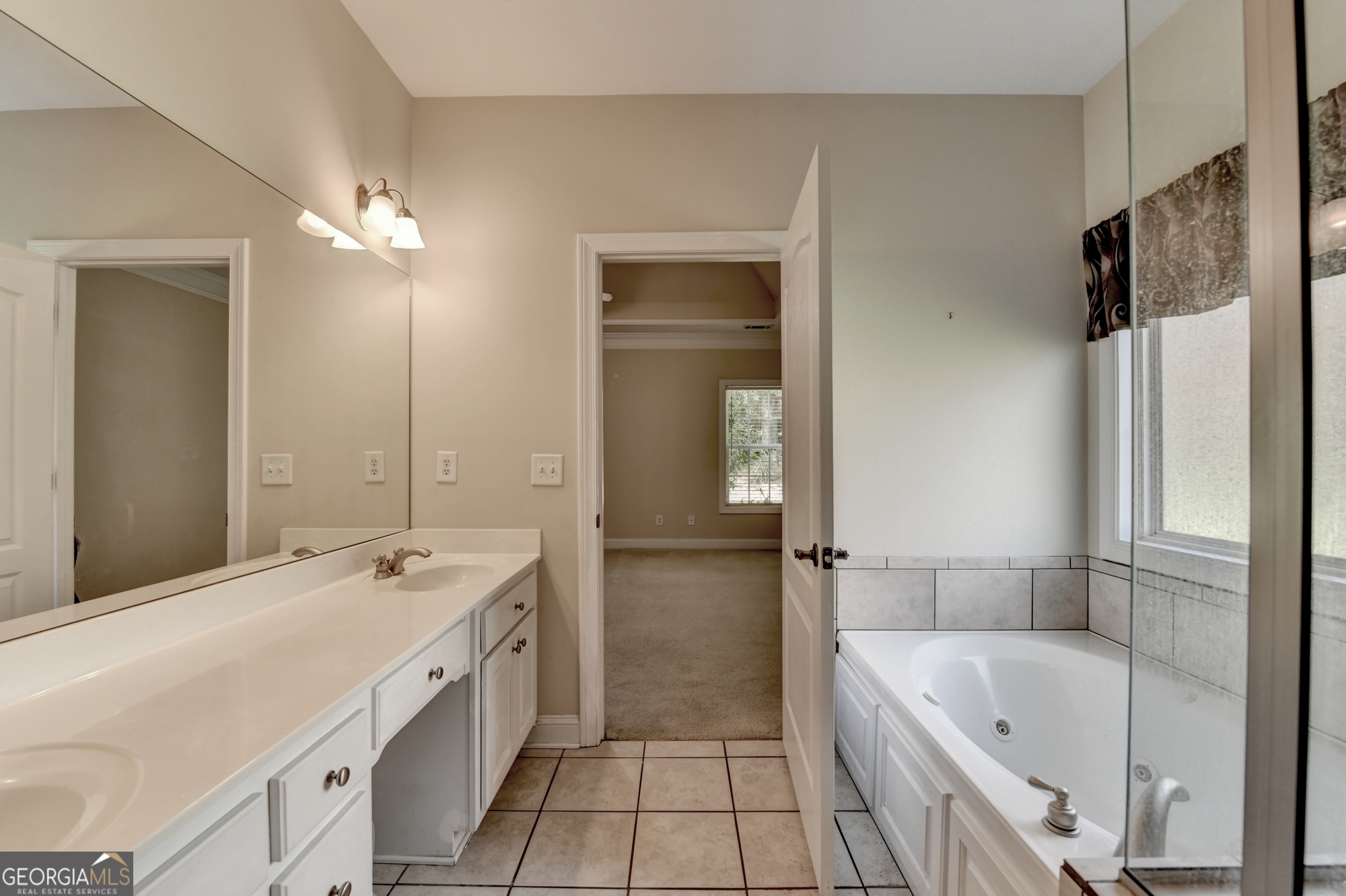 Dacula, Georgia 30019, United States, 3 Bedrooms Bedrooms, ,2 BathroomsBathrooms,Residential,Active,200855