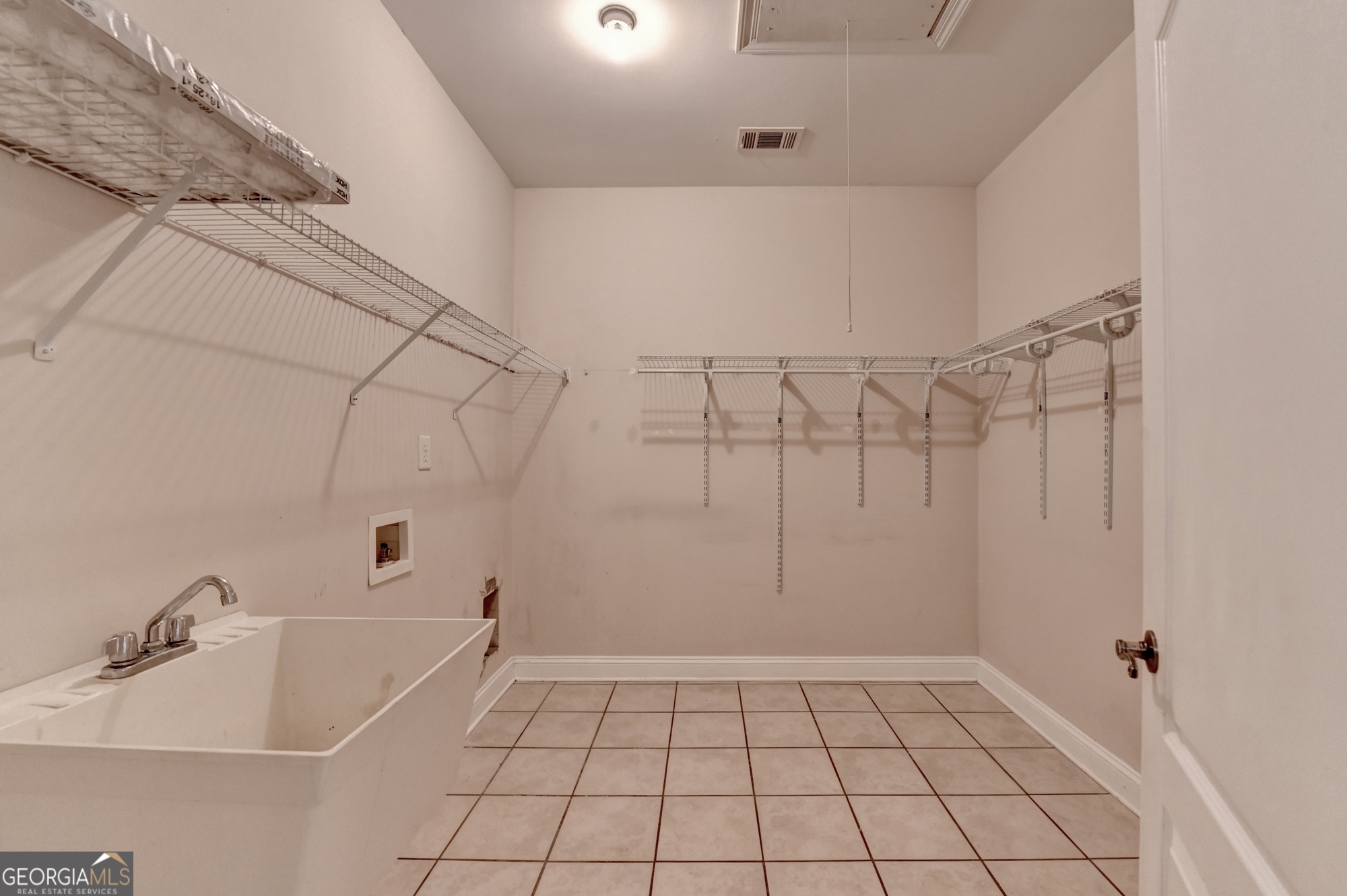 Dacula, Georgia 30019, United States, 3 Bedrooms Bedrooms, ,2 BathroomsBathrooms,Residential,Active,200855