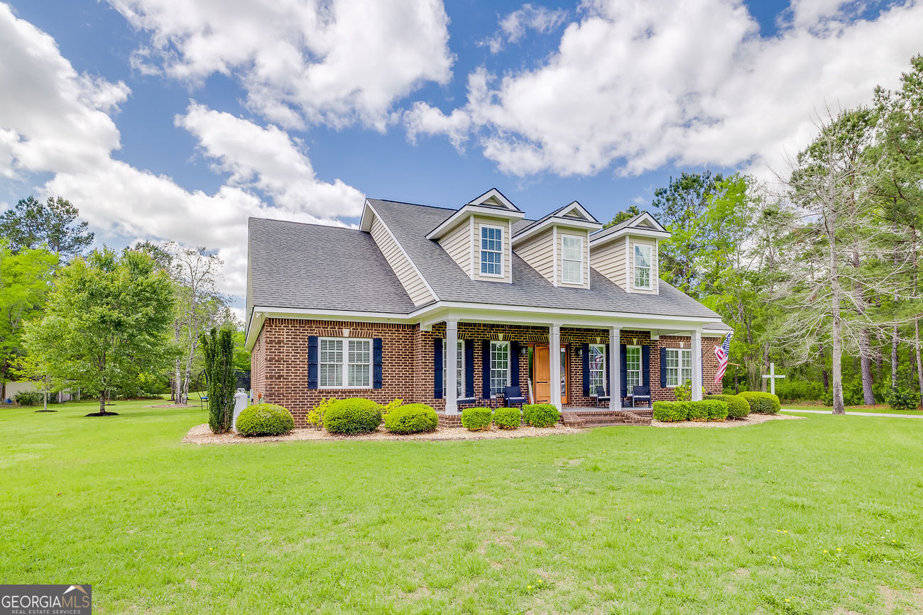 114 Wakefield DR