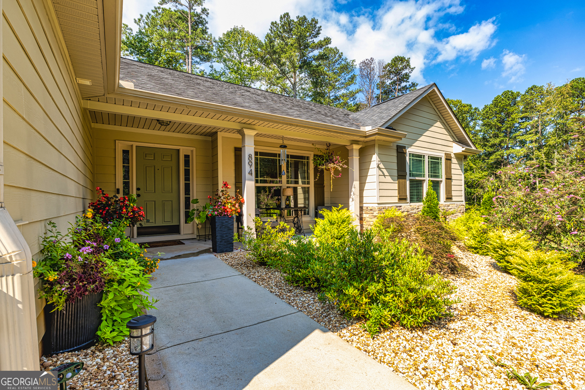 894 Happy Valley CIR