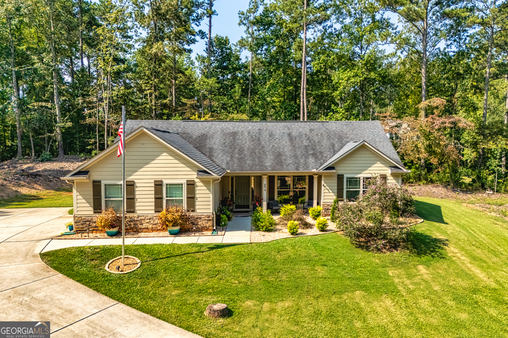 894 Happy Valley CIR