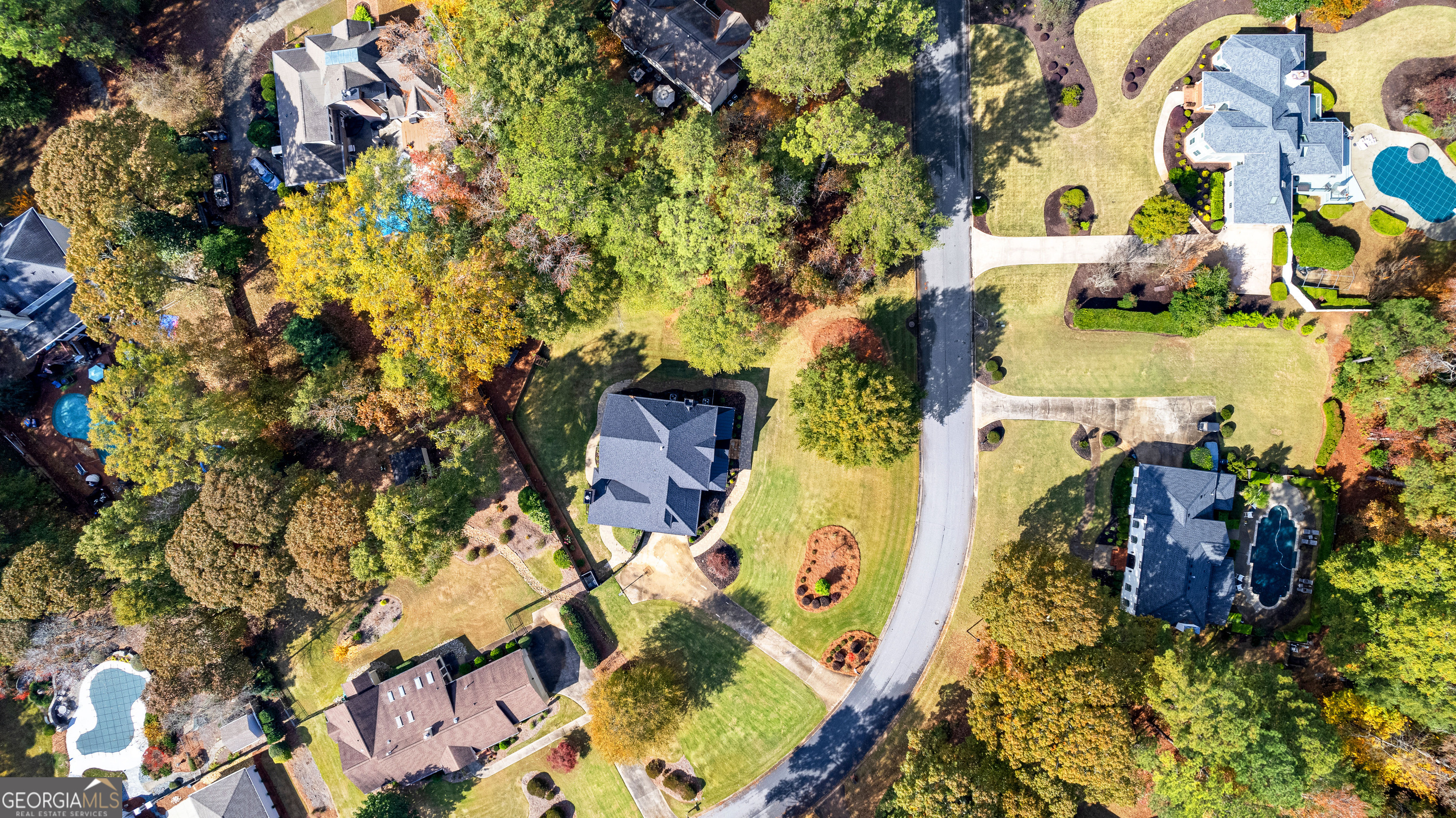 Peachtree City, Georgia 30269, United States, 5 Bedrooms Bedrooms, ,3 BathroomsBathrooms,Residential,Active,242081