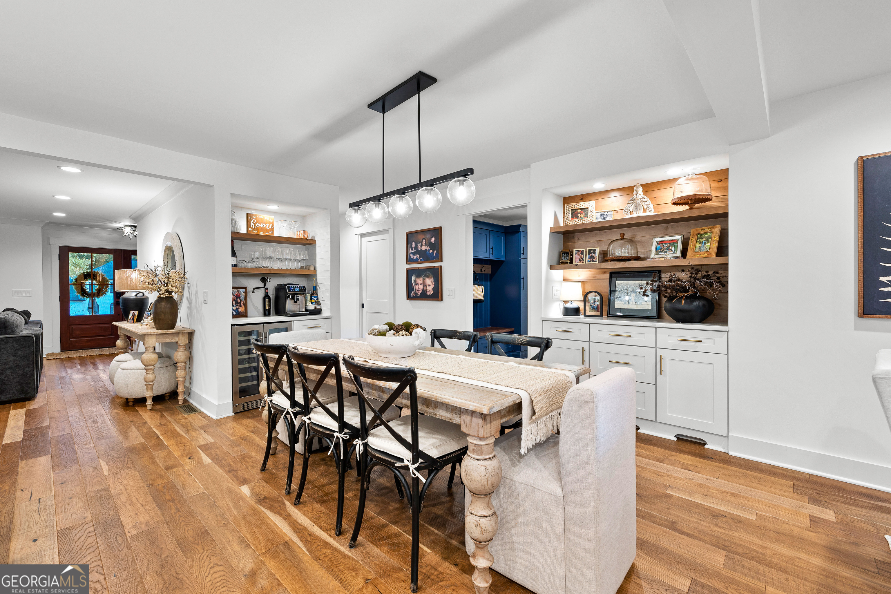 Peachtree City, Georgia 30269, United States, 5 Bedrooms Bedrooms, ,3 BathroomsBathrooms,Residential,Active,242081