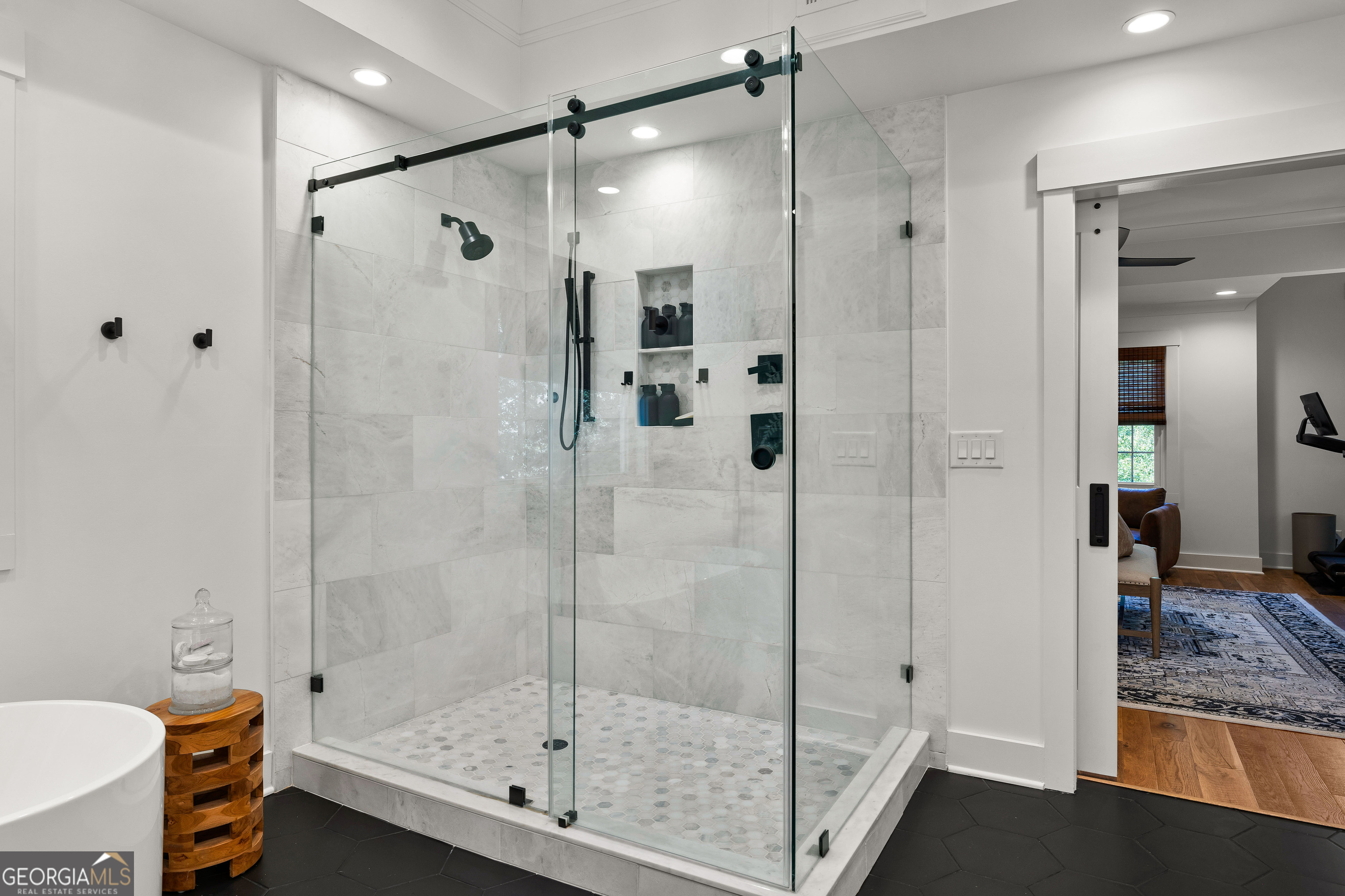 Peachtree City, Georgia 30269, United States, 5 Bedrooms Bedrooms, ,3 BathroomsBathrooms,Residential,Active,242081