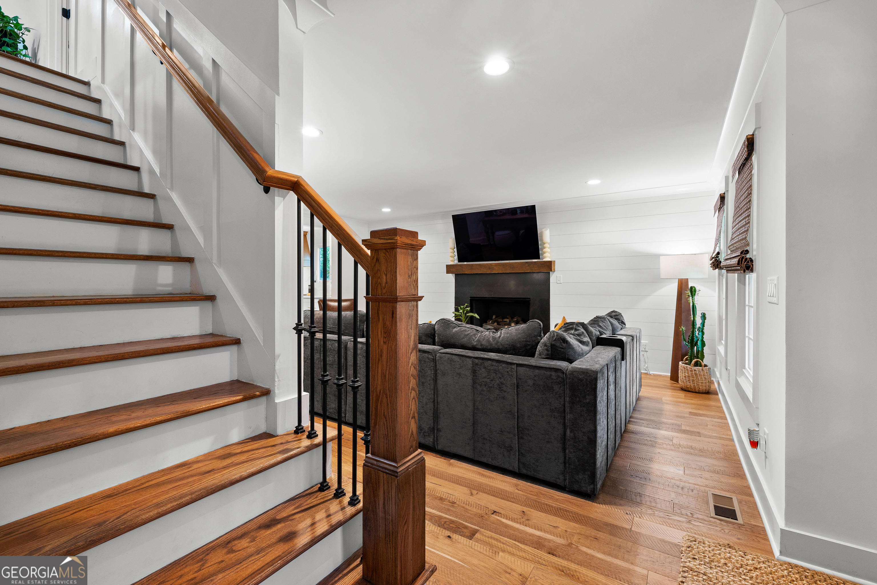 Peachtree City, Georgia 30269, United States, 5 Bedrooms Bedrooms, ,3 BathroomsBathrooms,Residential,Active,242081