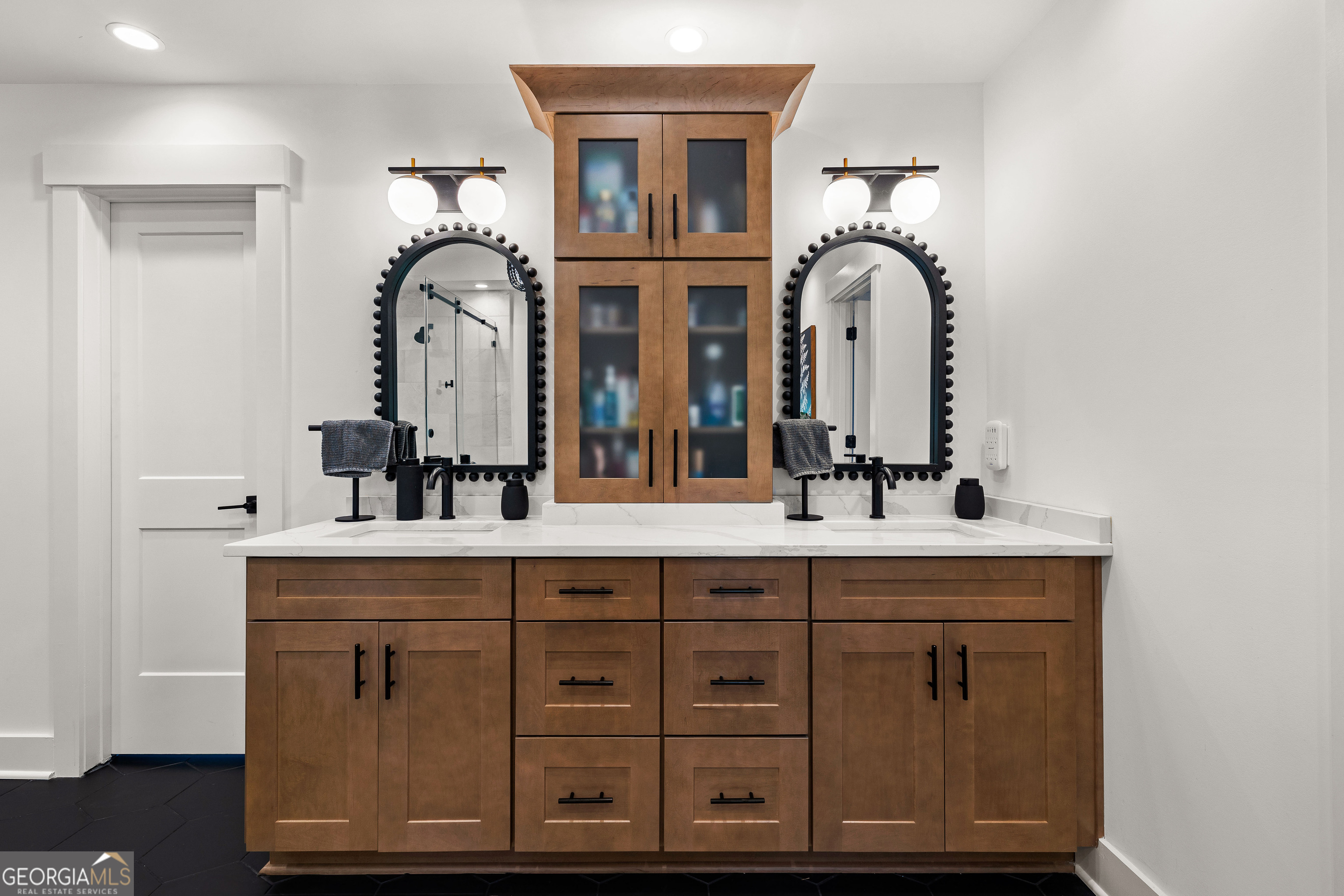 Peachtree City, Georgia 30269, United States, 5 Bedrooms Bedrooms, ,3 BathroomsBathrooms,Residential,Active,242081