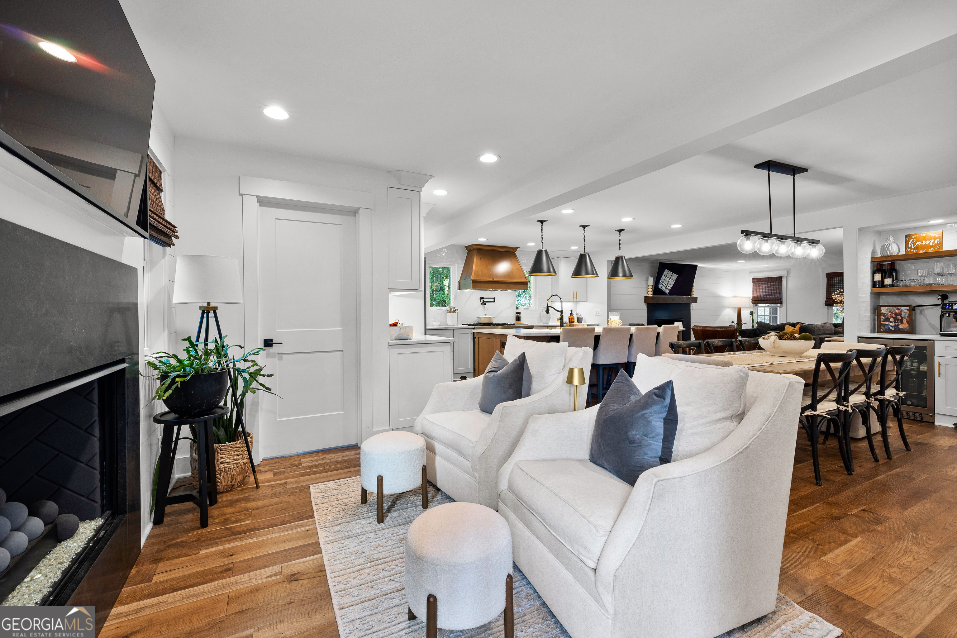 Peachtree City, Georgia 30269, United States, 5 Bedrooms Bedrooms, ,3 BathroomsBathrooms,Residential,Active,242081