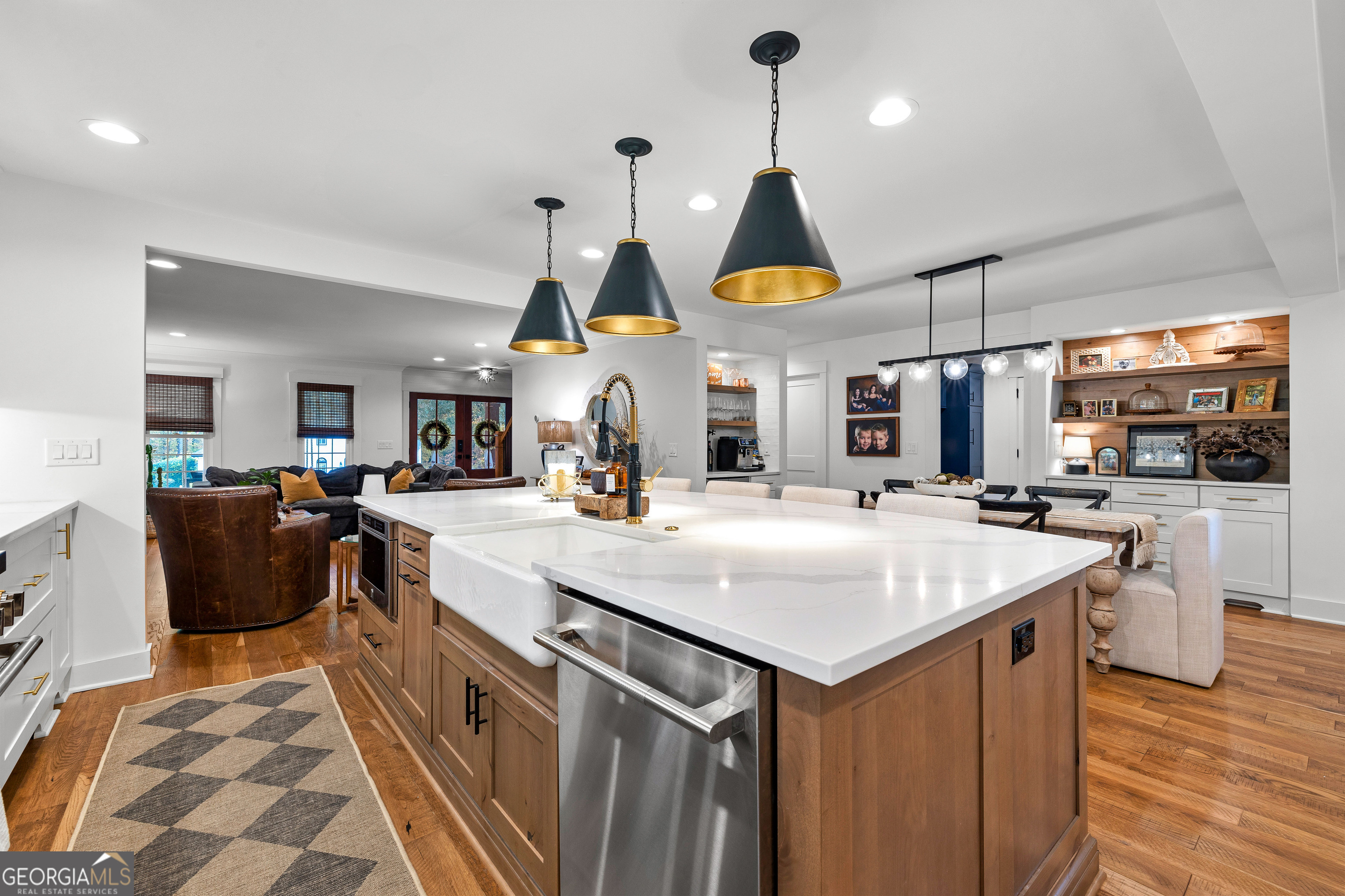 Peachtree City, Georgia 30269, United States, 5 Bedrooms Bedrooms, ,3 BathroomsBathrooms,Residential,Active,242081