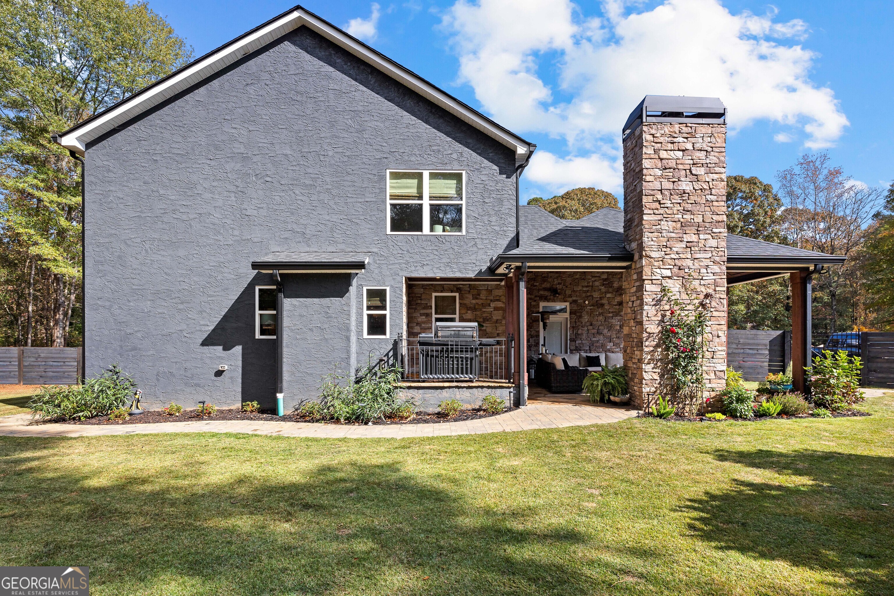 Peachtree City, Georgia 30269, United States, 5 Bedrooms Bedrooms, ,3 BathroomsBathrooms,Residential,Active,242081