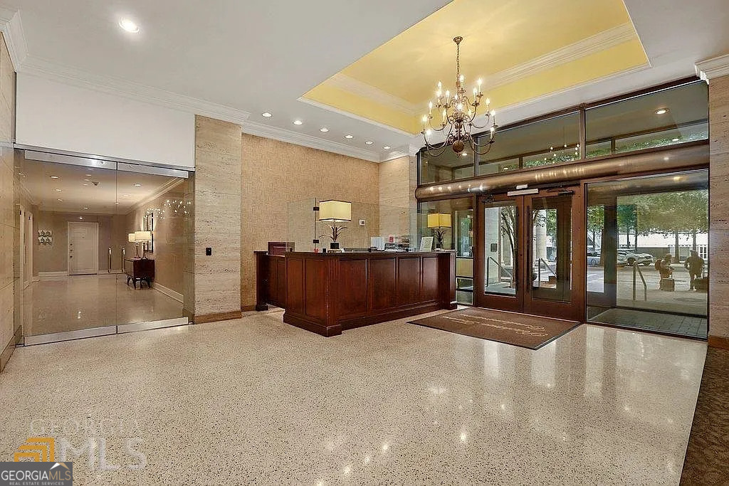 300 Peachtree ST NE APT 4C