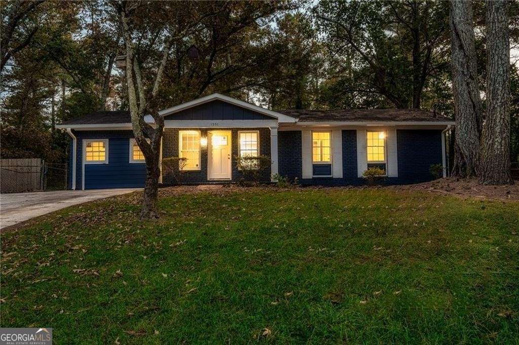 Photo of 1551 Pine Glen Circle, Decatur, GA 30035 (MLS # 10691765)