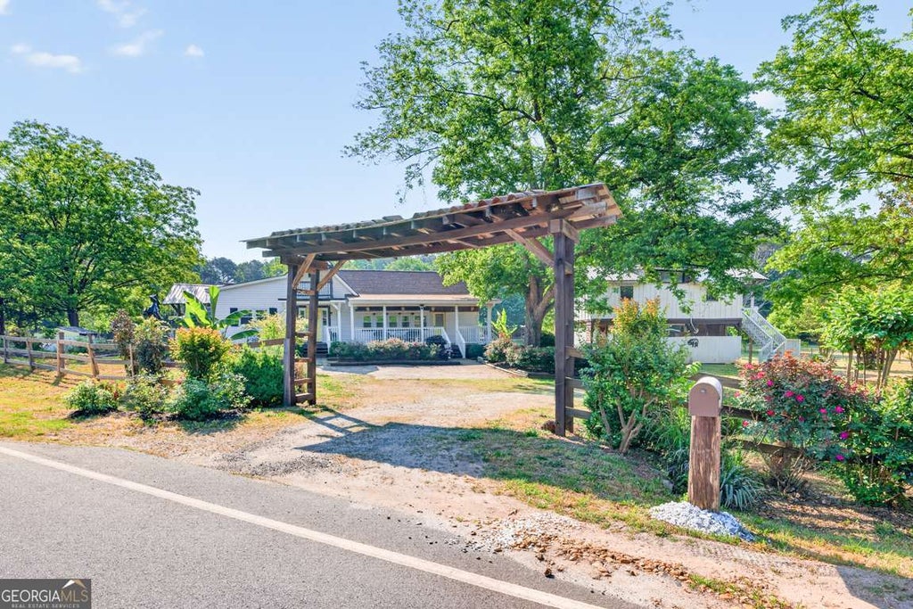 Photo of 1380 Dunlap Road, Winterville, GA 30683 (MLS # 10817347)