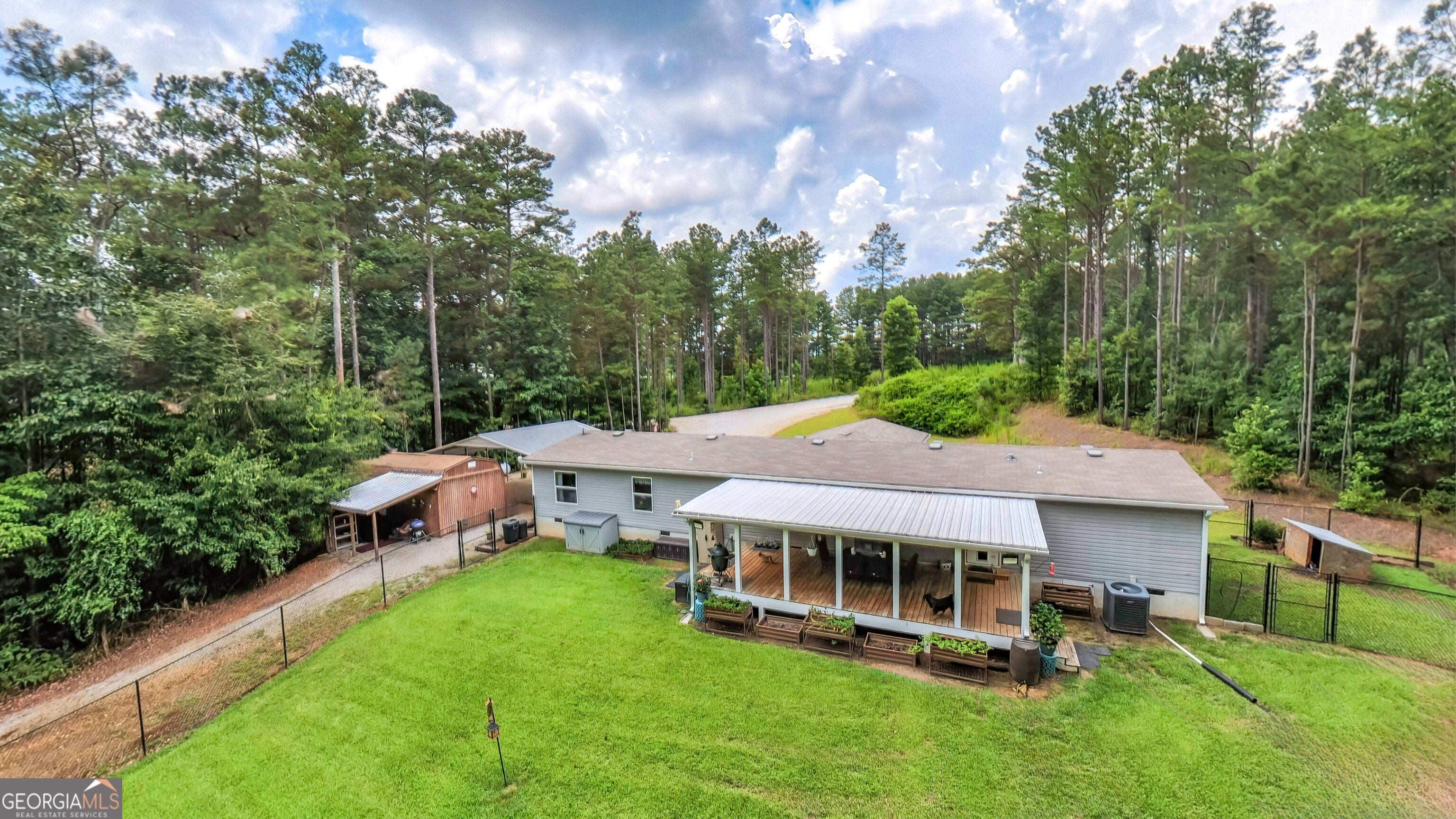 4885 Jacksonville RD