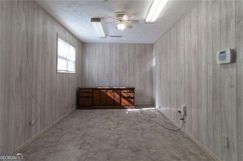 River Oaks - Residential