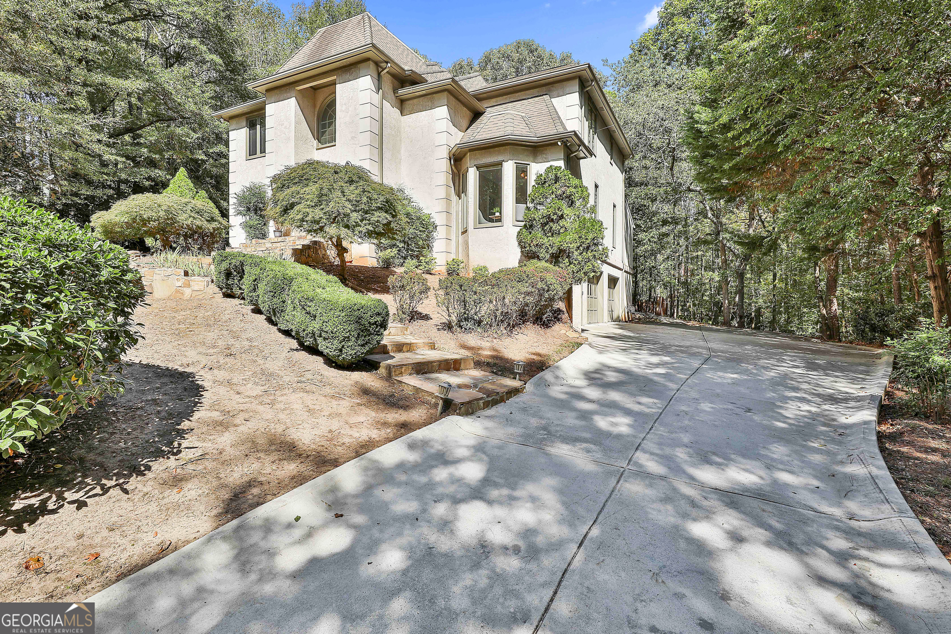 115 Stonington DR
