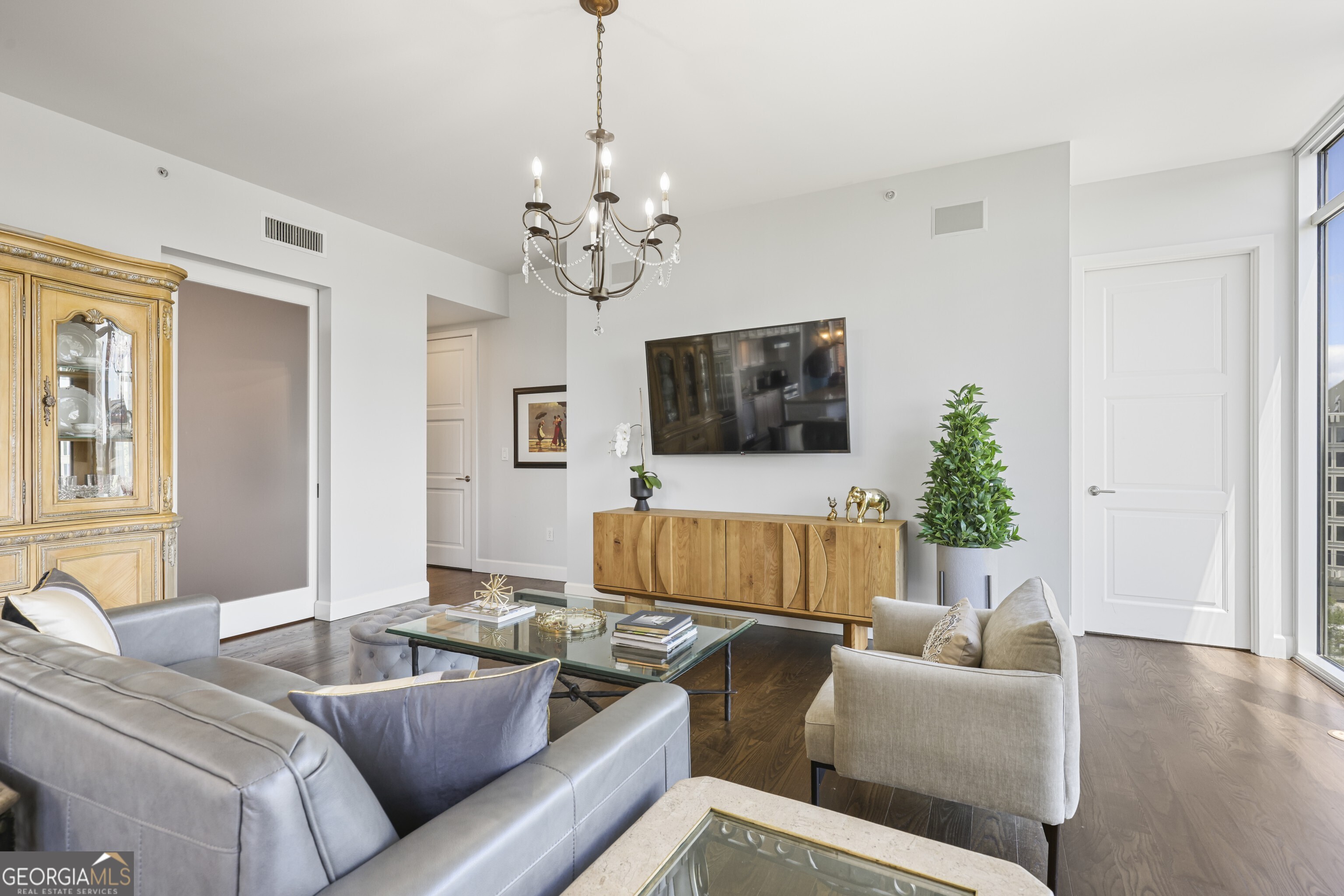 1820 Peachtree ST 614