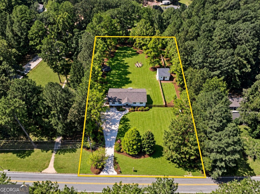 Photo of 1825 Jordan Hill Road, Griffin, GA 30223 (MLS # 10848510)