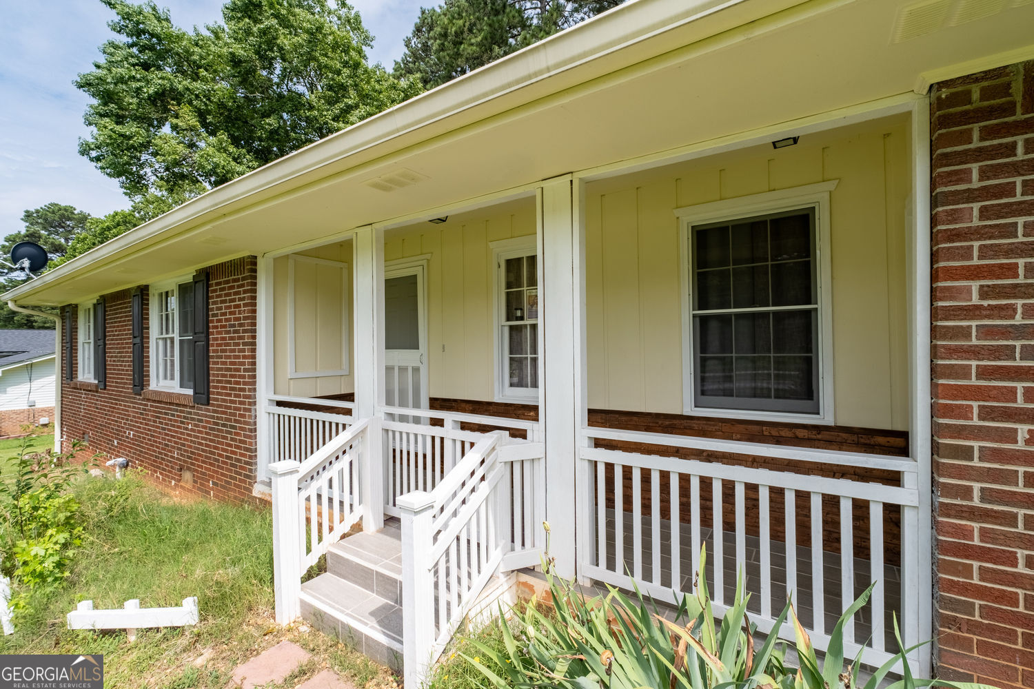 999 Chestnut Oak CT