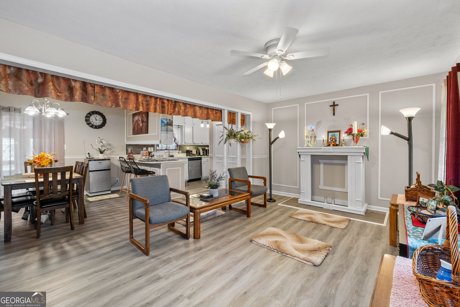 999 Chestnut Oak CT
