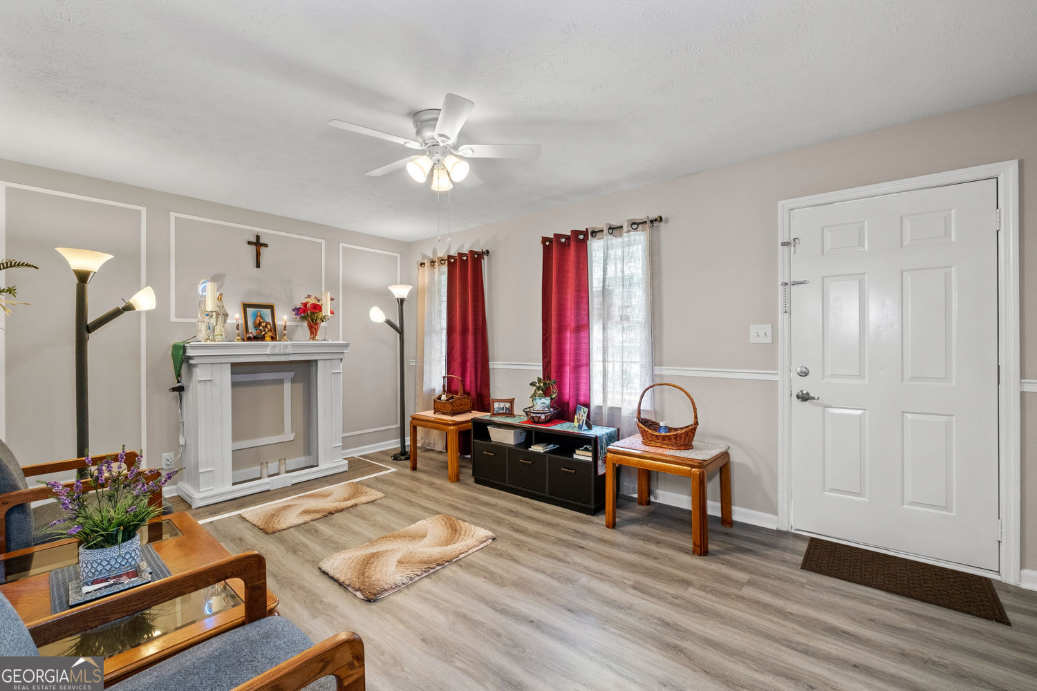 999 Chestnut Oak CT
