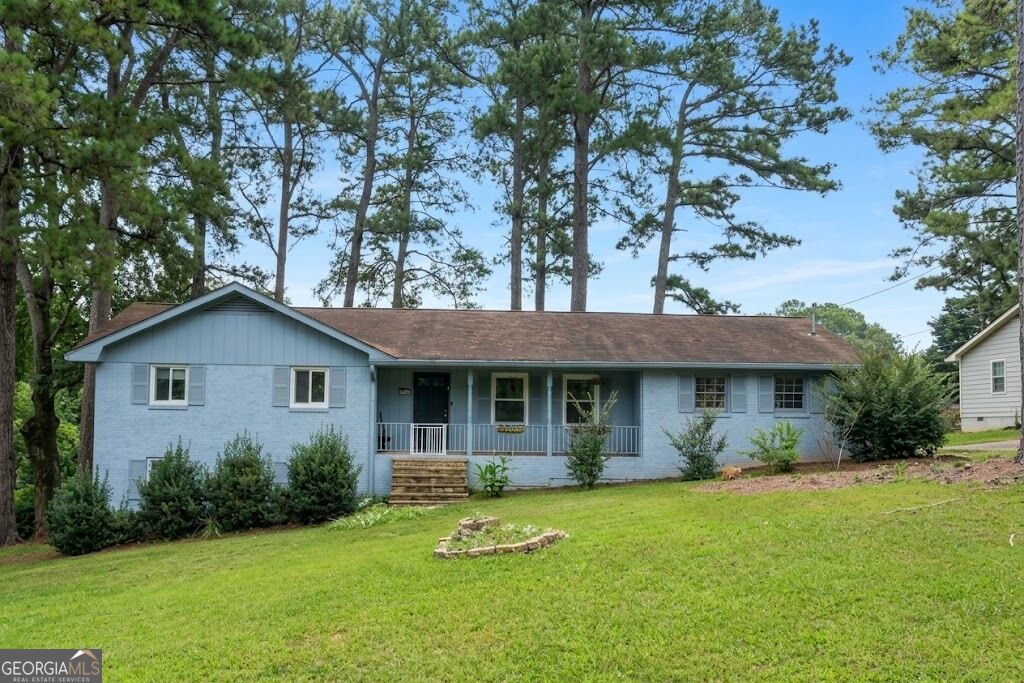 Photo of 2588 Kings Way, Lawrenceville, GA 30044 (MLS # 10850583)