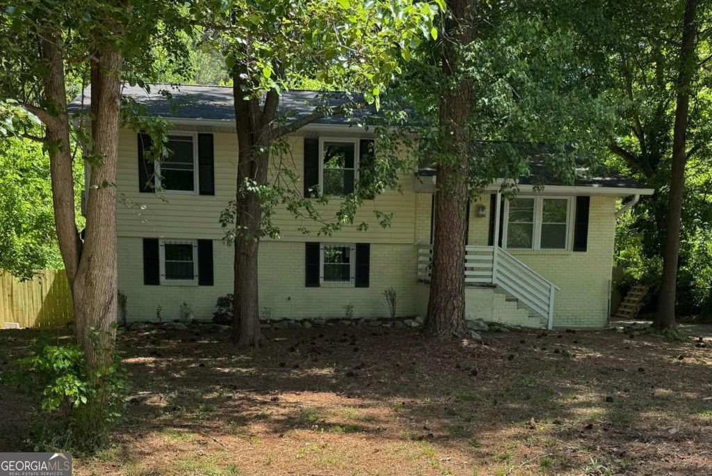 Photo of 6632 Stark Court #UNIT A (MAIN), Riverdale, GA 30274 (MLS # 10756159)