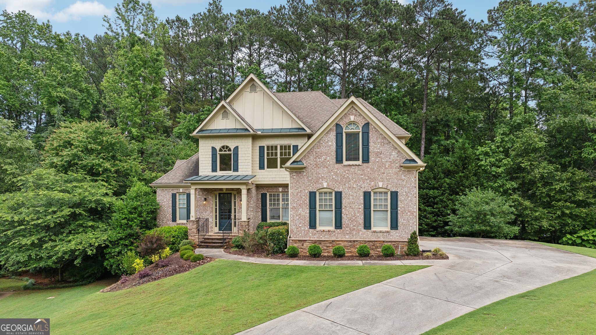 223 Falling Water WAY