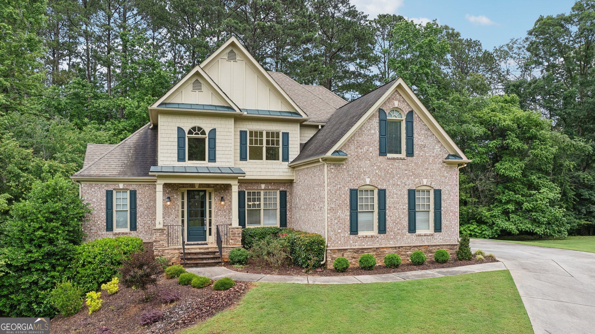223 Falling Water WAY