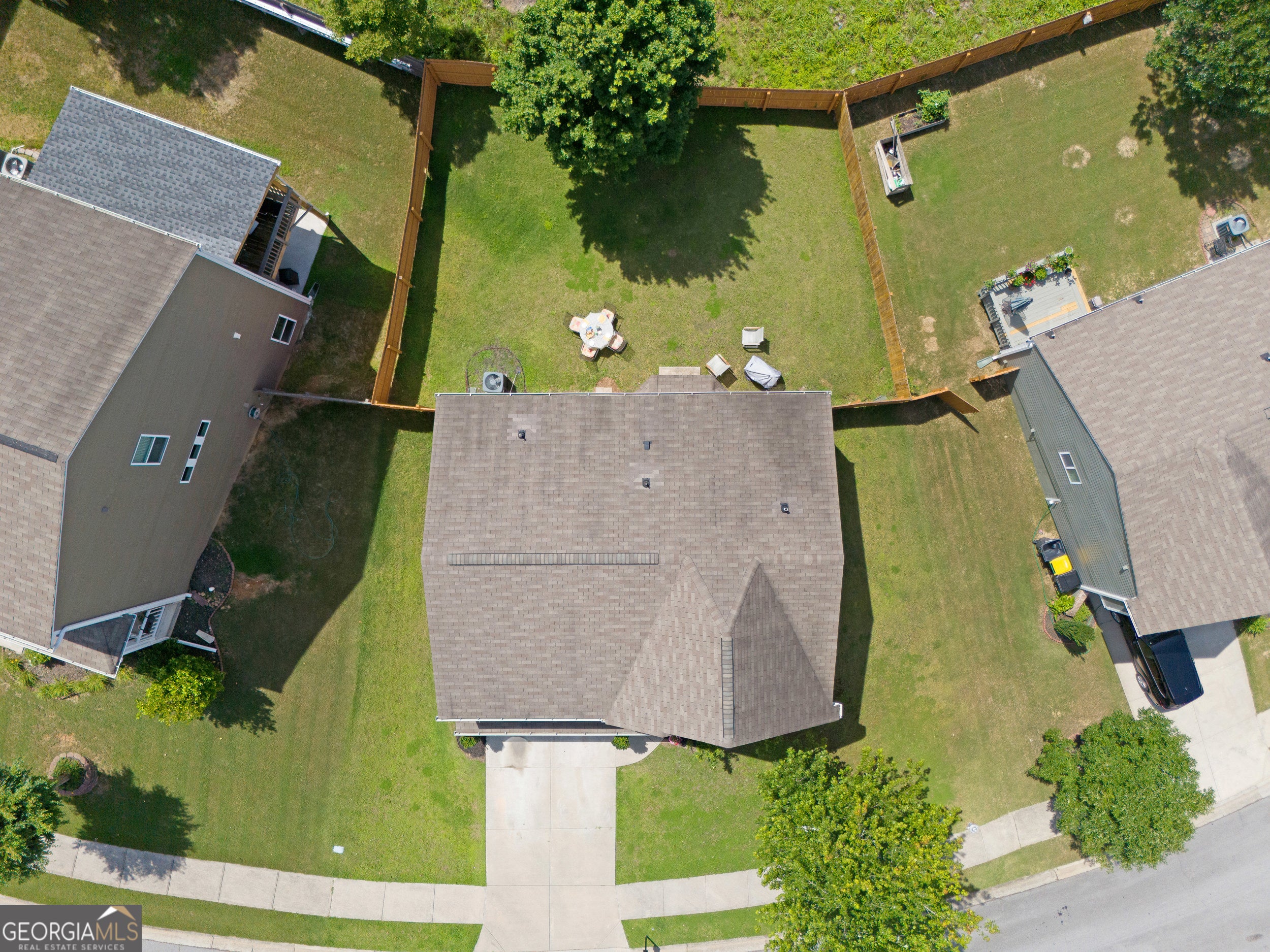 1670 Shire Village DR