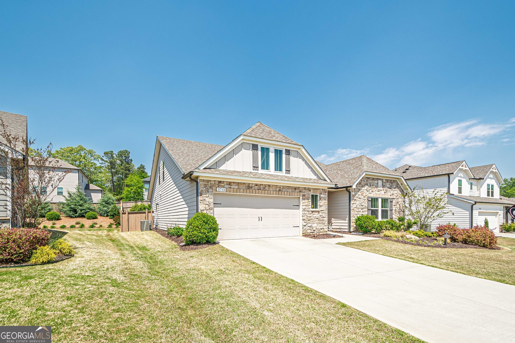 3715 Bridges CT