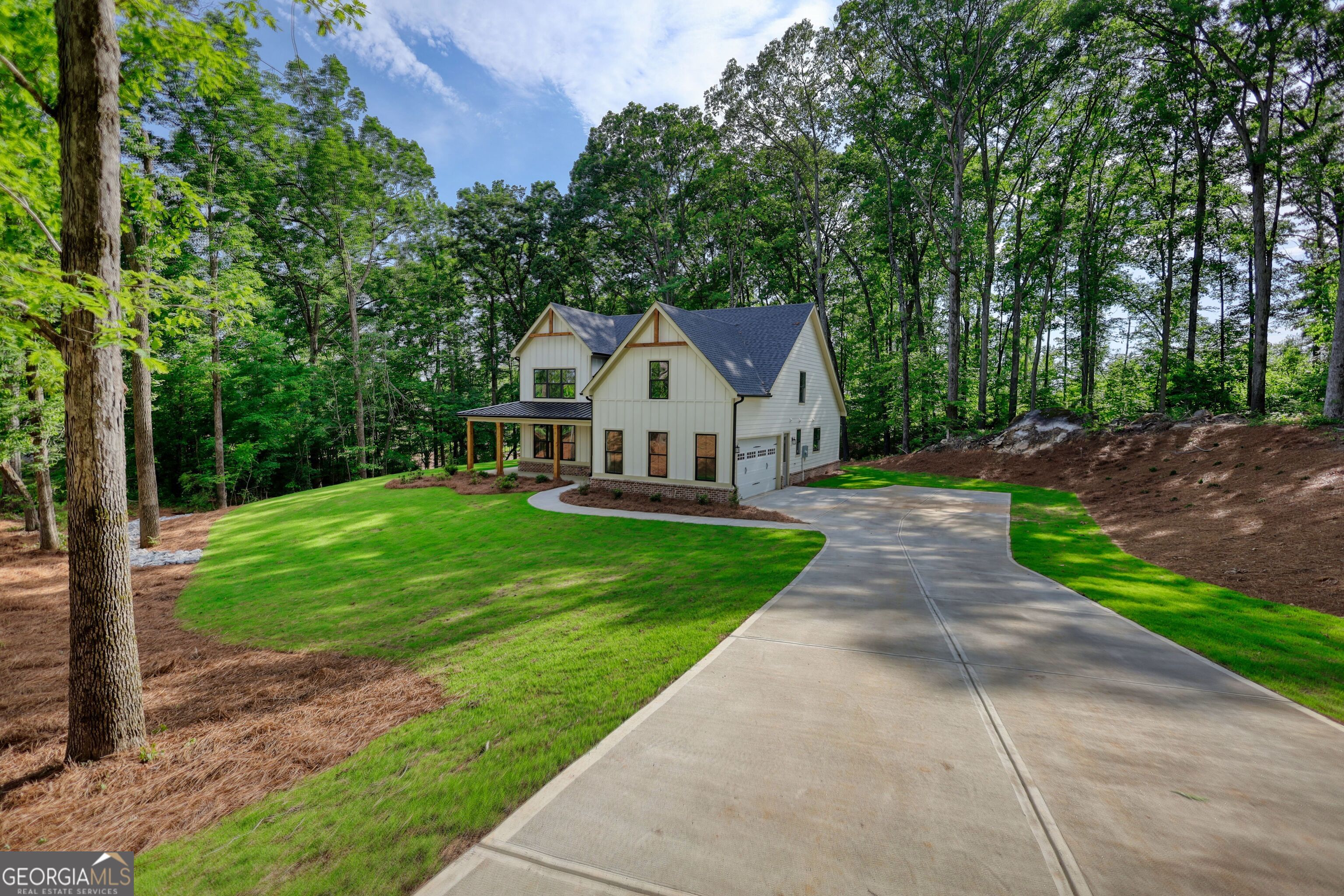 460 Ridge Point DR