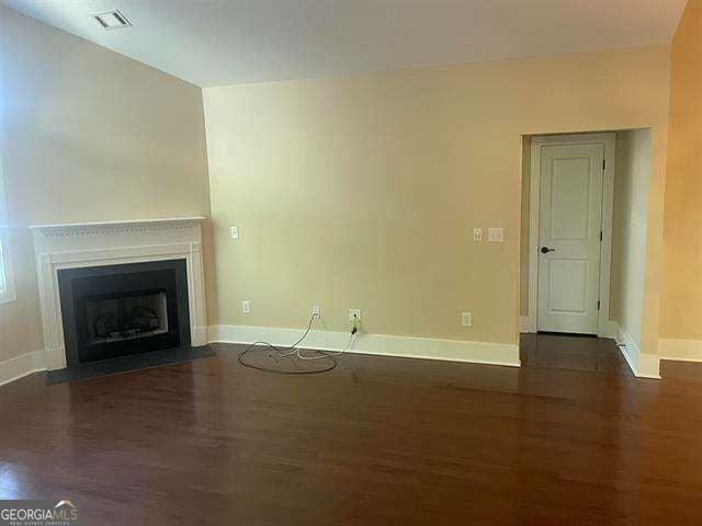 142 Edgewood CT