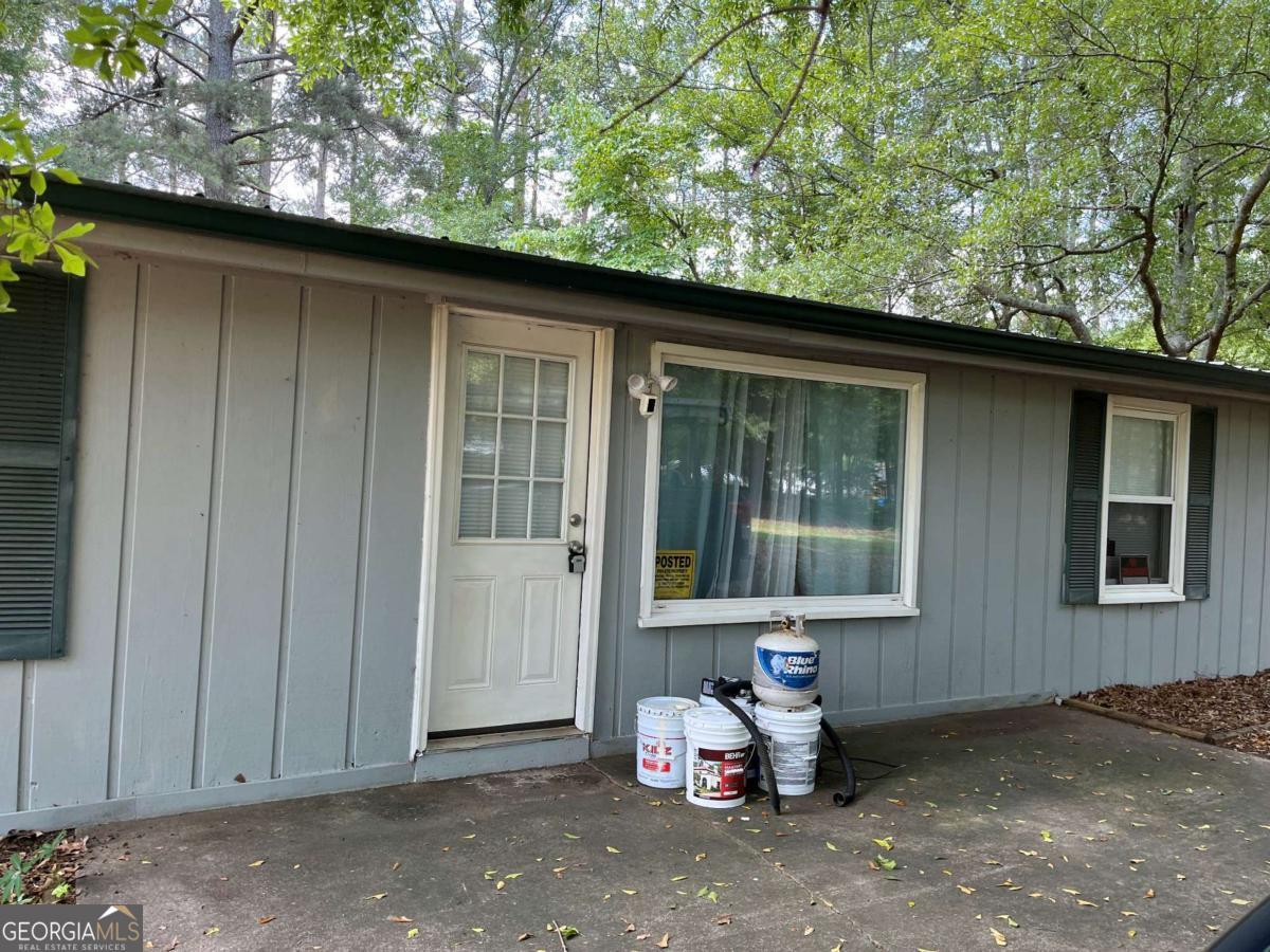 177 Sawyer LN