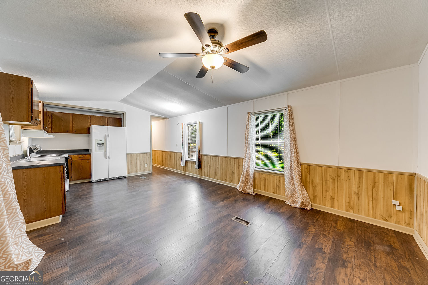 Jefferson, Georgia 30549, United States, 2 Bedrooms Bedrooms, ,2 BathroomsBathrooms,Residential,Pending,159604