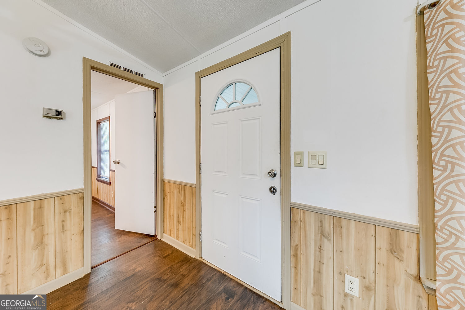 Jefferson, Georgia 30549, United States, 2 Bedrooms Bedrooms, ,2 BathroomsBathrooms,Residential,Pending,159604