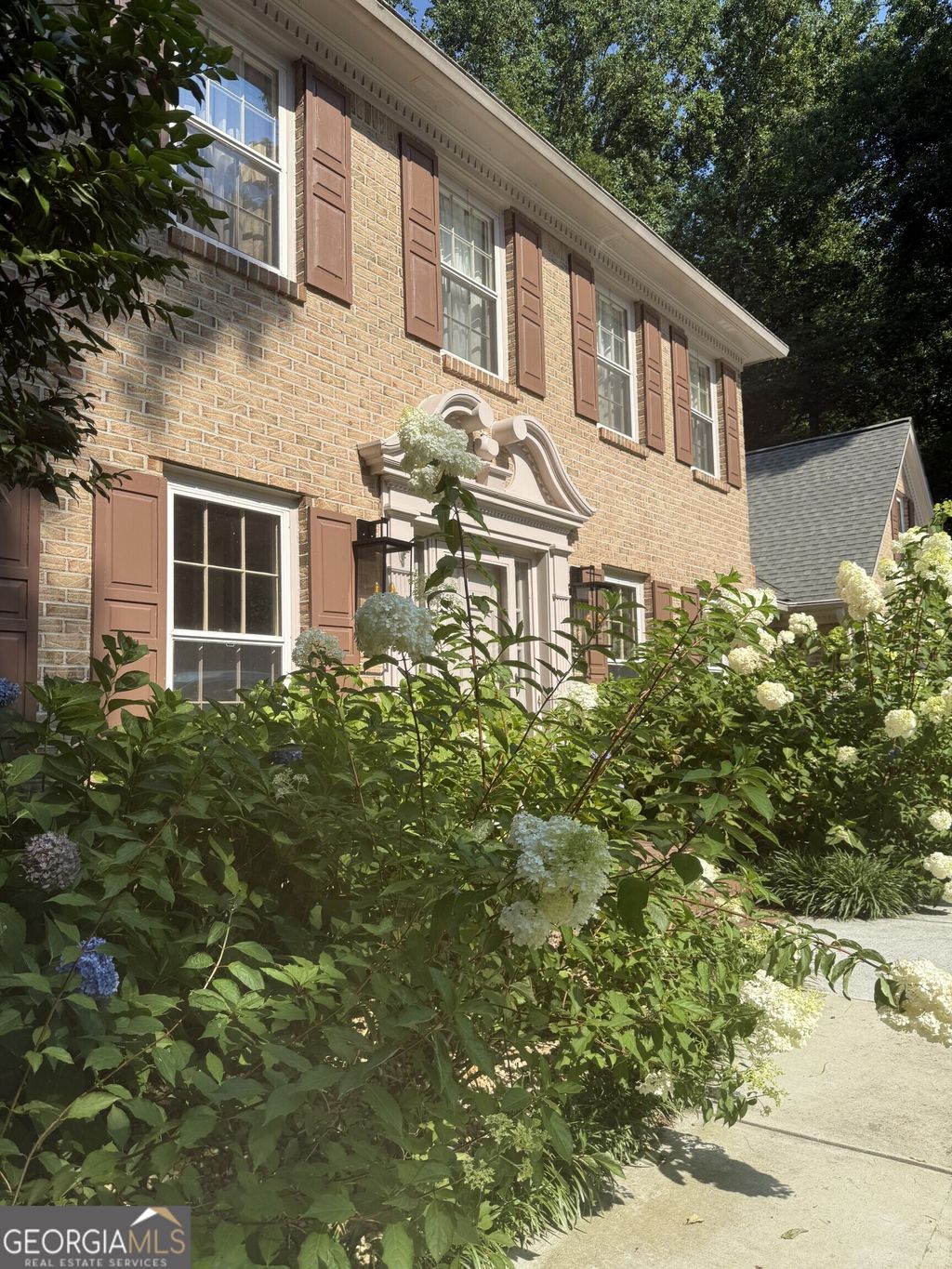 Photo of 5382 Lanford Springs Court, Lilburn, GA 30047 (MLS # 10726334)